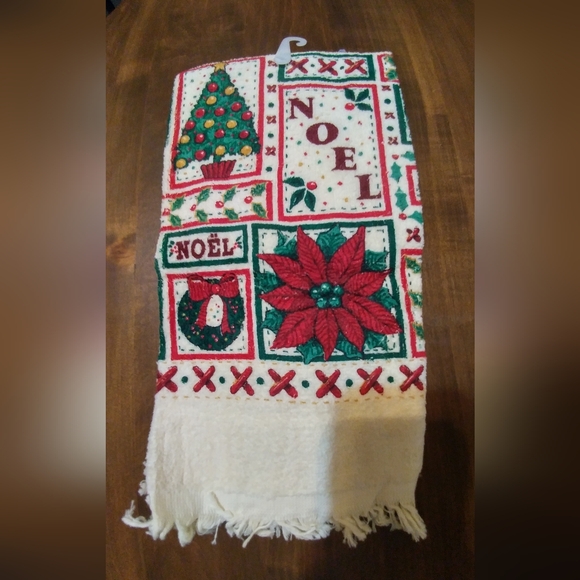 Vintage Christmas dish towel and pot holder - Picture 3 of 4